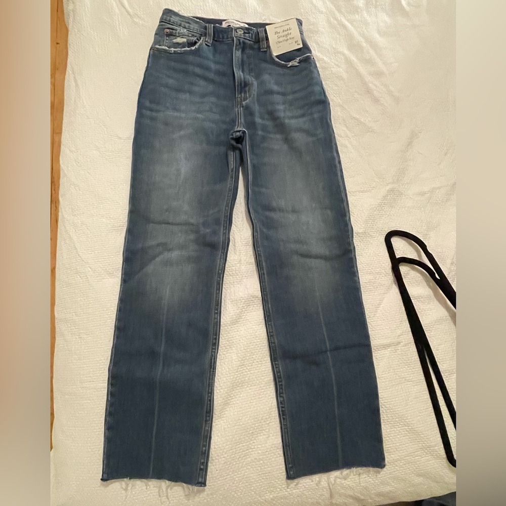 Abercrombie & Fitch the ankle straight ultra high rise jean size 27 NWT